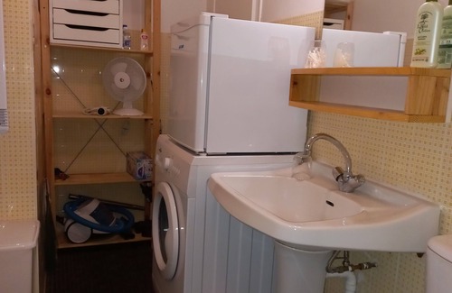 Fouesnant Apartment | FULLY EQUIPPED STUDIO CENTER OF BEG MEIL 50 METERS FROM THE BEACH. DOGS ACCEPTED