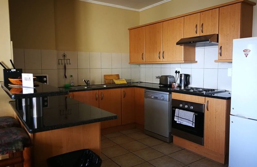 Century City Apartment | Fully Furnished 2 Bedroom Self-Catering Apartment