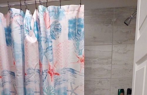 Dickinson House | Fully Furnished Family Paradise