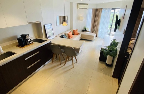 Maribago Condo | Fully Furnished 1BR @Tambuli Seaside Living Residence w/Sea view.