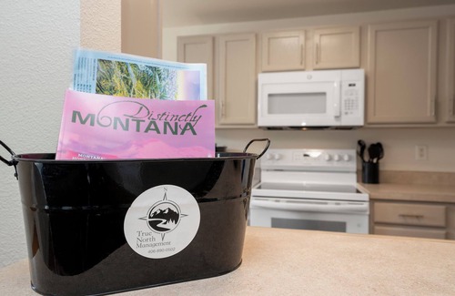 Kalispell Apartment | Fully renovated two bedroom, one bathroom apartment in downtown Kalispell avenues