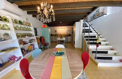 Uzes House | Fun and Funky Townhouse with Terrace in heart of in Uzès
