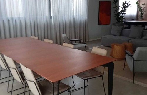 Sao Paulo Apartment | Functional studio 300m from the Santos-Imigrantes subway station. Building with Swimming Pool and Gym