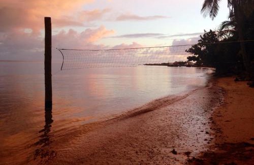 Malolo Island Resort | Funky Fish Beach & Surf Resort