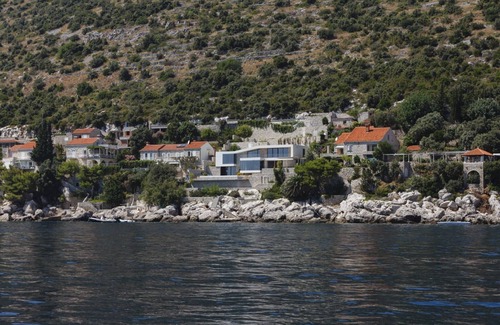Port Royal Apartment | Furnish 2 bedrooms for short term rental.