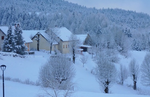 Villard-de-Lans House | Furnished 4-person apartment in a typical vercors house