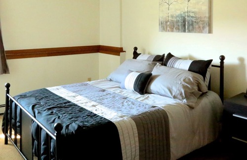 Lamberton Apartment | Furnished Apartment - Long & Short Stay in Lamberton MN