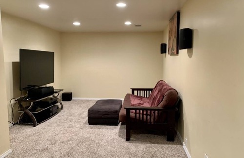 Minnetonka House | Furnished, beautiful 4br, 2.5 bath house