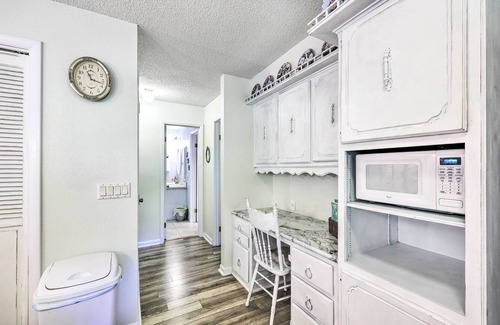 Hot Springs Village Cottage | Furnished Deck w/Views: Hot Springs Cottage