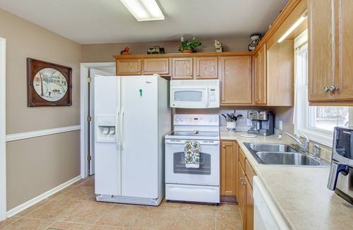 Rutherfordton House | Furnished Deck + Mtn Views: Rutherfordton Home