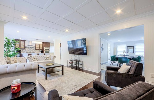 Fisherville House | Furnished - This Luxury 2-story Detached 4 Bedroom