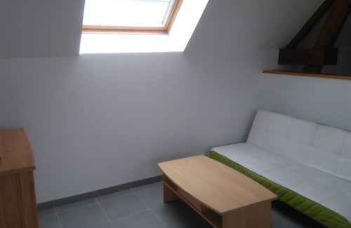 Yffiniac Apartment | furnished with exceptional sea view