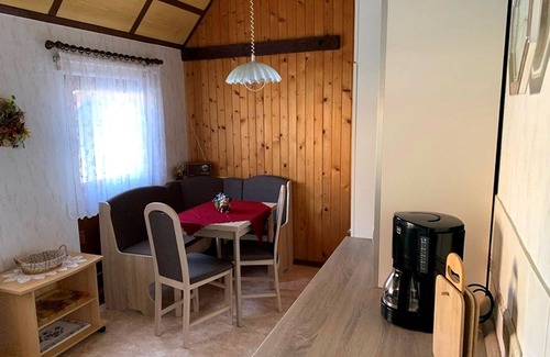 Mandelholz Apartment | FW 1 - Ferienwohnungen Rießling