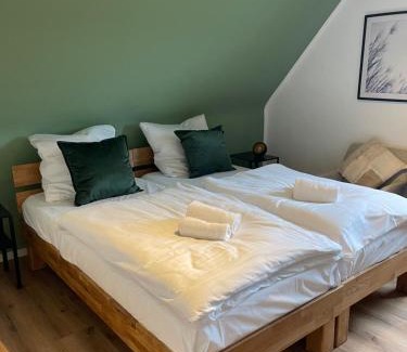 Blaustein Apartment | FYDA Blaustein, Nahe Ulm, Legoland, Münster, 3 SZ