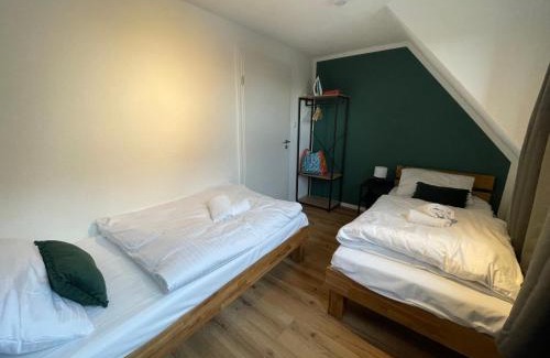 Blaustein Apartment | FYDA Blaustein, Nahe Ulm, Legoland, Münster, 3 SZ