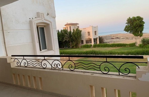 Ras Sudar Villa | فيلا خاصة اول صف علي البحر الاحمر منتجع صن لايت