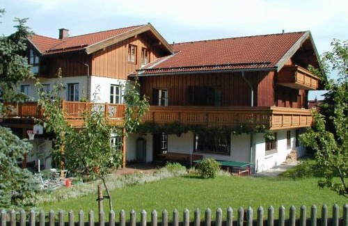 Bergen House | Gästehaus Alpin - inkl. Chiemgau-Karte
