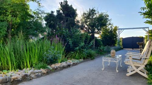 Oberrotweil Apartment | Gästehaus - Im Gärtle 2