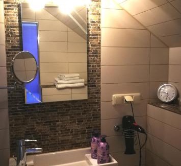 Steenfeld Apartment | Gästehaus Nord-West 1700 - Doppelzimmer Beach