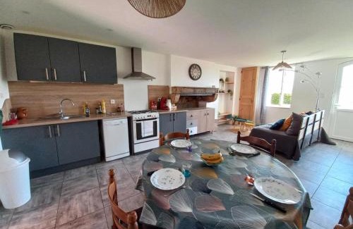 Saint-Leon House | Gîte à Saint-Léon avec Terrasse et Jardin - FR-1-489-518