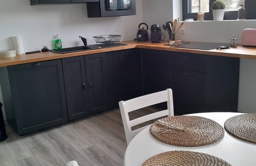 Montreuil-sur-Mer Bed & Breakfast | Gîte 2 ou 4 Personnes Avec Jacuzzi et Terrasse Privative