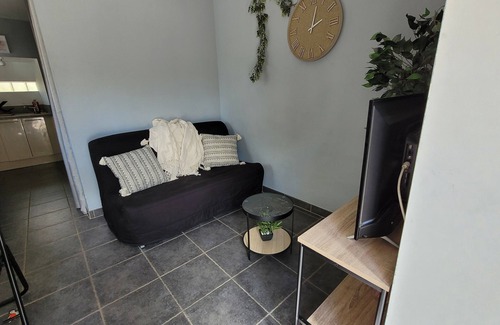 Cintegabelle House | Gîte 4 Personnes. Animaux de Compagnie Acceptés