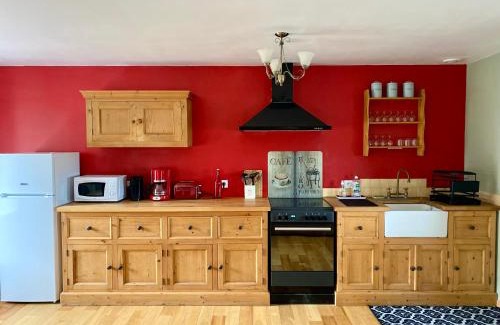 Neuville-au-Plain House | Gîte 5 personnes - Le Refuge des Parachutistes - en bordure du marais