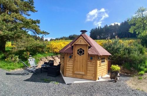 Laussonne House | Gîte 6 personnes en pleine nature jacuzzi, sauna, kota