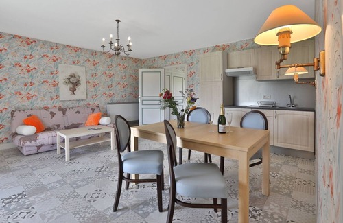 Montignac Apartment | Gîte apartment 2/5 sleeps - Château de Puy Robert Lascaux - Sarlat