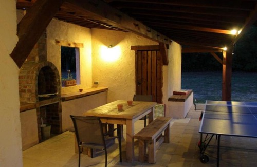 Asnieres sur Vegre House | Gîte Asnières-sur-Vègre, 4 pièces, 6 personnes - FR-1-410-244