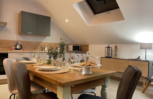 Albens Apartment | Gîte - Au café de Jeanne