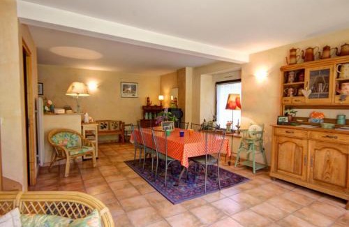 Marols House | Gîte authentique à Marols pour 6 personnes, jardin privé - FR-1-496-1