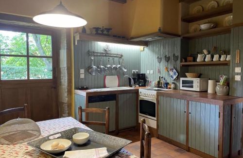 Sauvagny House | Gîte Authentique avec Charme Rustique près de Montluçon - FR-1-489-13