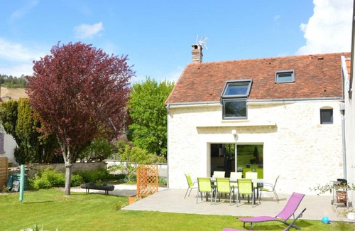 Balnot-sur-Laignes House | Gîte Balnot-sur-Laignes, 4 pièces, 7 personnes - FR-1-543-182
