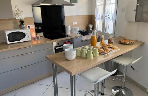 Saint-Thome House | Gîte Bussas