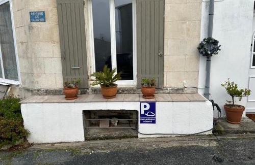 Chenac-Saint-Seurin-d'Uzet House | Gîte Chez Gladys