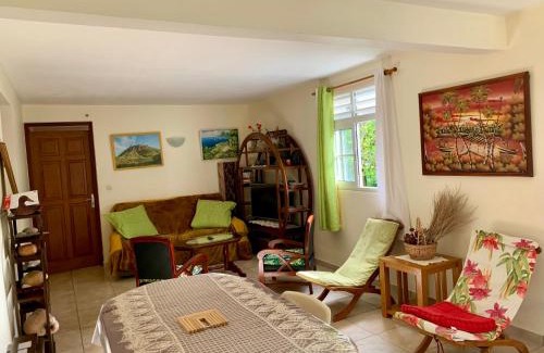 Saint-Claude Apartment | Gîte chez Marie