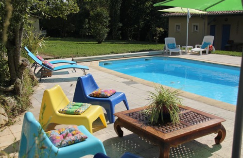 Eauze Apartment | Gîte Cocotier 2 pers - Swimming pool, comfort & Nature - Au Petit Bernerot