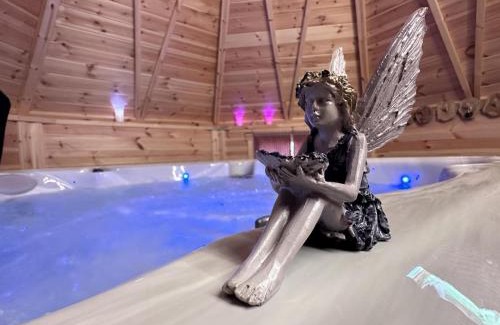 Saint-Leon House | Gîte cosy avec spa, jeux extérieurs et animaux acceptés - FR-1-489-467