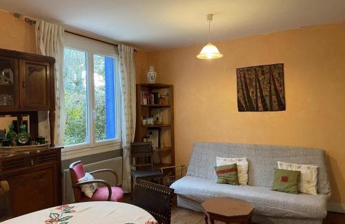 Ferrieres-sur-Sichon House | Gîte de montagne à Ferrières-sur-Sichon, animaux admis, proche de Vichy - FR-1-489-41
