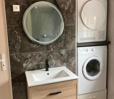 Vindefontaine House | Gîte des champs fondus