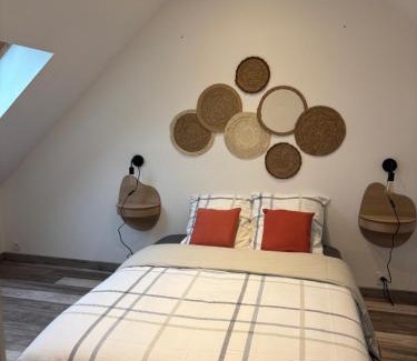 Saint-Aubin-de-Terregatte House | Gîte du Haut-Plantais