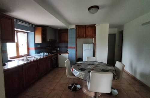 Bellefontaine Apartment | 🌲 Gîte du Lutin Boname : Calme, Jardin & Randonnées aux Portes des Vosges