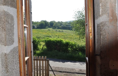 Lormes House | Gîte du Mont Justice Parc du Morvan Ideal for families or groups of friends
