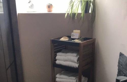 Prince House | Gîte en Pleine Campagne,pour une Escapade Romantique à Deux,jacuzzi a Volonté