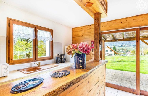 Epersy House | Gîte - ENTRELACS - Gîte