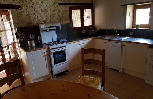 Montpellier de Medillan Villa | Gîte L'égoa se Situant Dans un Petit Hameau à 17km des Plages Charentaise