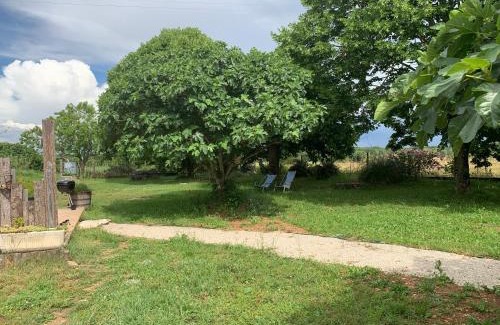 Caylus House | gîte La Longère bleue