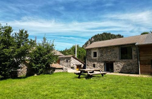 Yssingeaux House | Gîte la Pervenchère