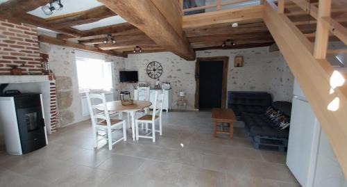 Huisseau-sur-Cosson House | Gîte La Petite Maison